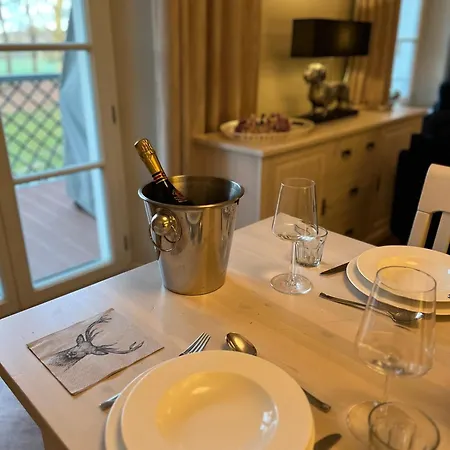 Jagdschloss - Premium Castle Hideway Apartment