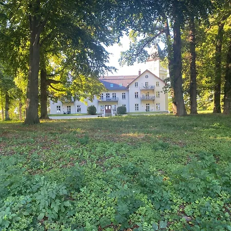 Jagdschloss - Premium Castle Hideway * Hohen Niendorf